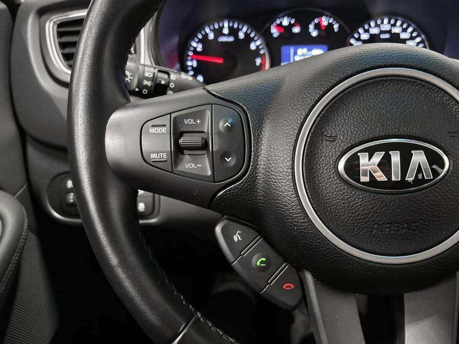 KIA Carens 2016