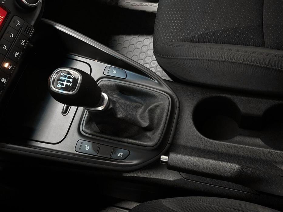 KIA Carens 2016