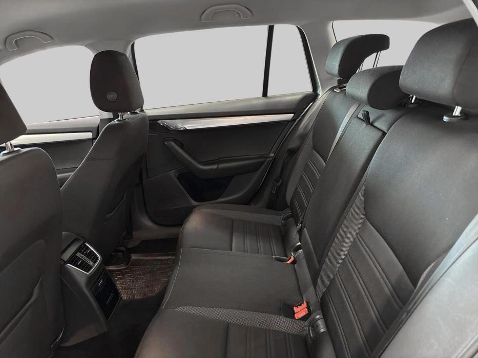 SKODA Octavia 2019