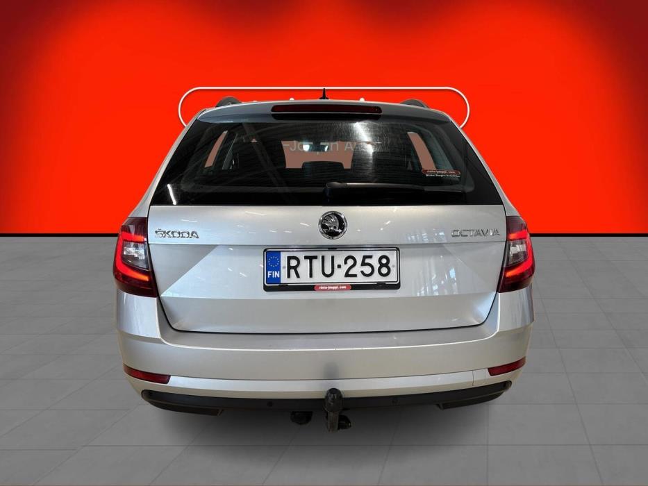 SKODA Octavia 2019
