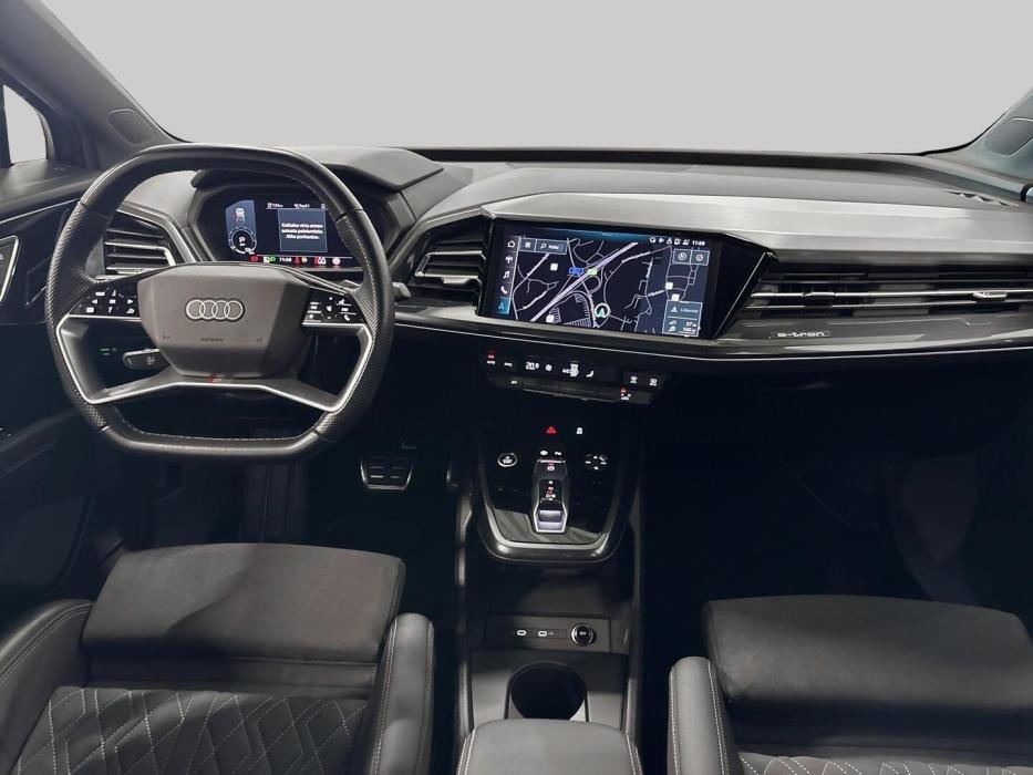 AUDI Q4 e-tron 2022