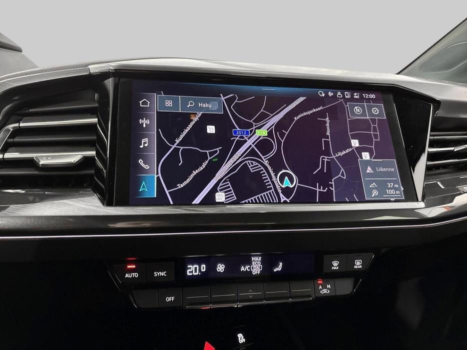 AUDI Q4 e-tron 2022