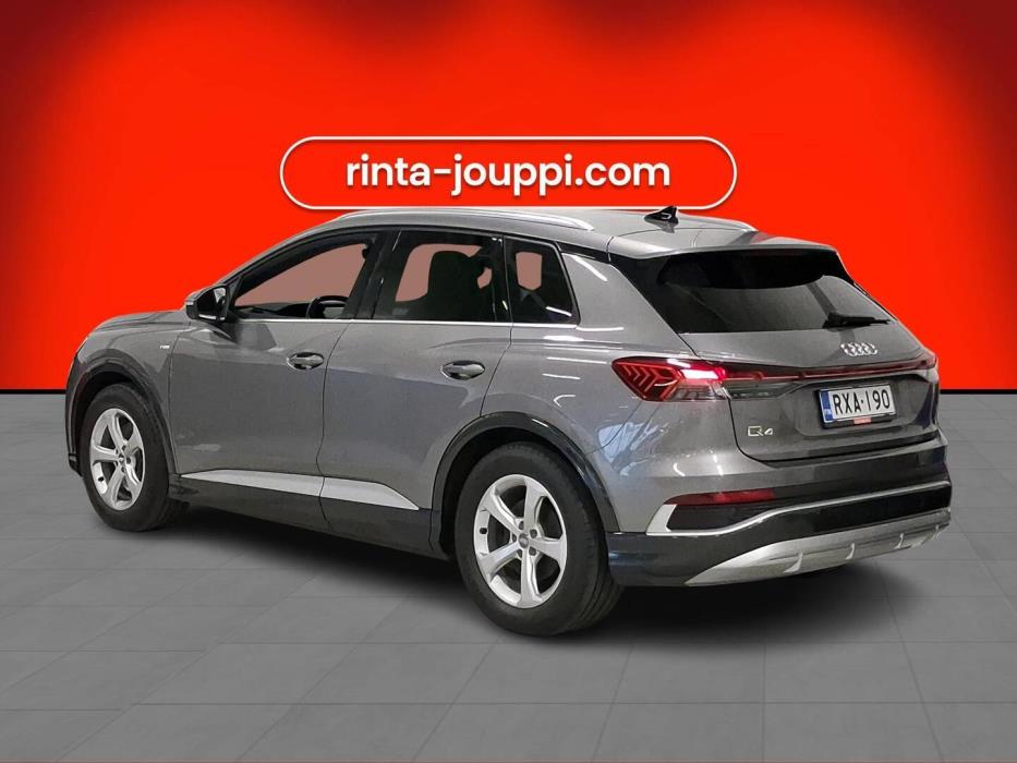 AUDI Q4 e-tron 2022