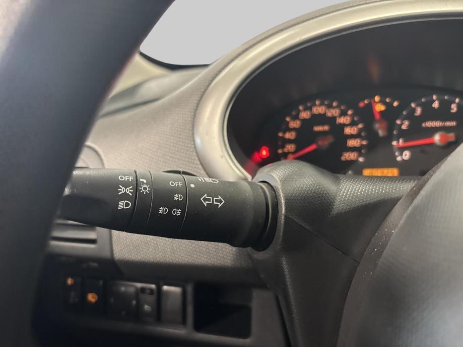 NISSAN Micra 2005