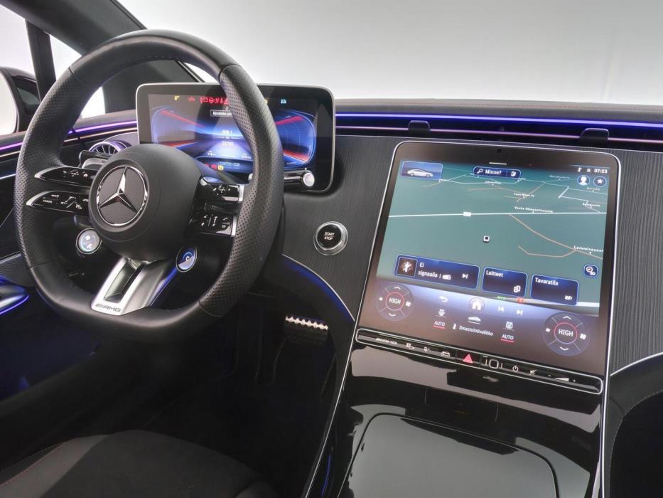 MERCEDES-BENZ EQE 2023