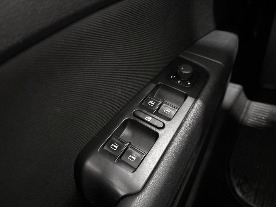 SKODA Superb 2012
