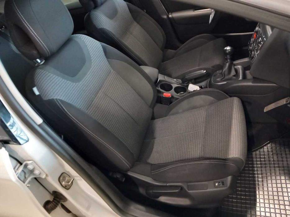 CITROEN C4 2015