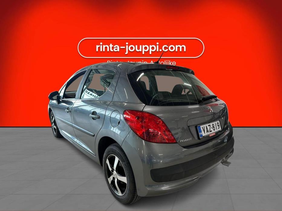PEUGEOT 207 2009