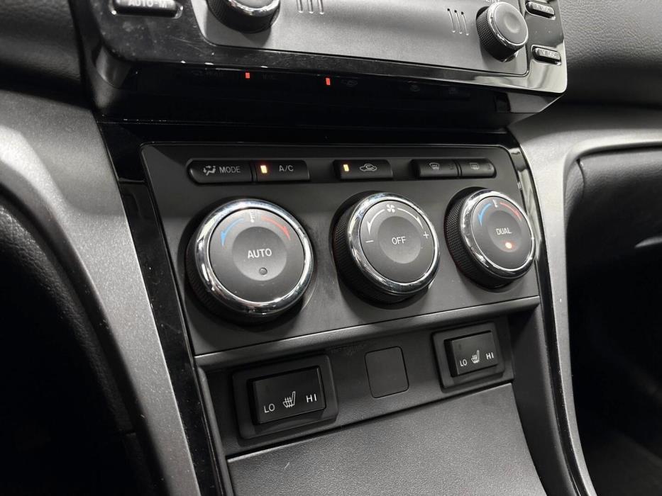 MAZDA Mazda6 2011