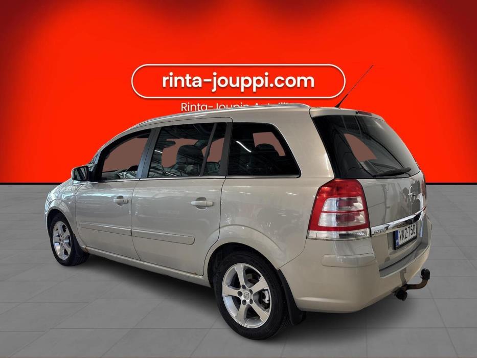 OPEL Zafira 2010