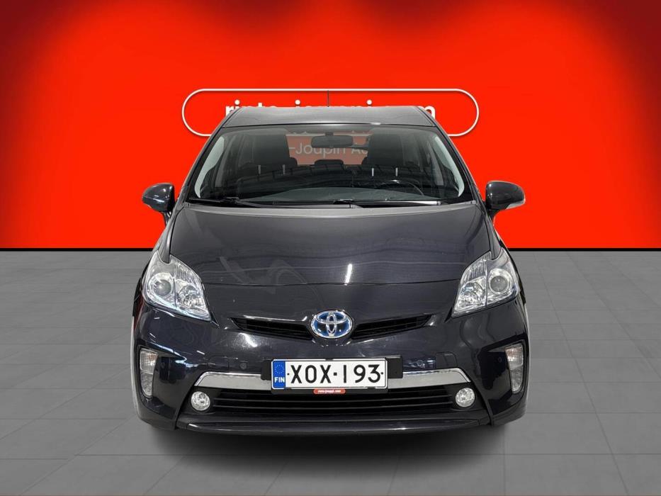 TOYOTA Prius Plug-in 2013