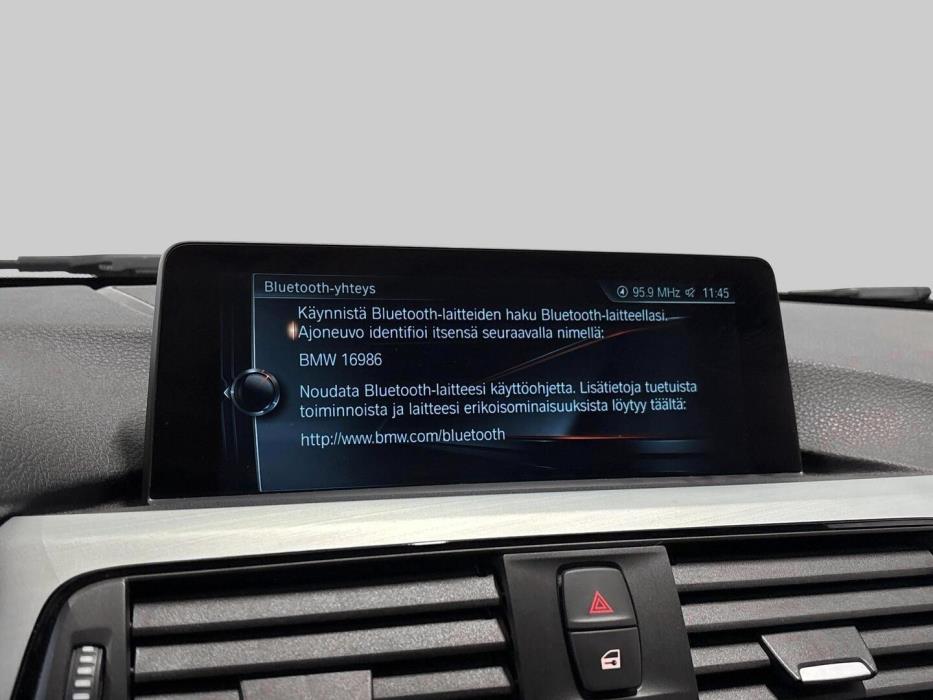 BMW 330 2016