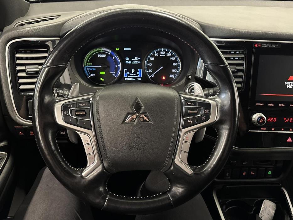 MITSUBISHI Outlander PHEV 2020