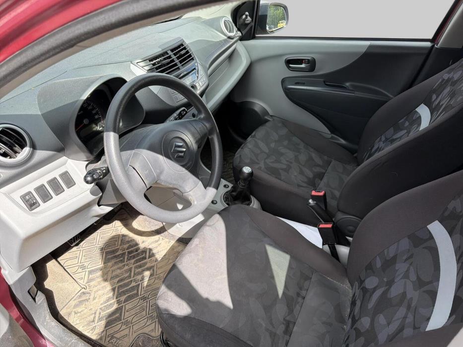 SUZUKI Alto 2011