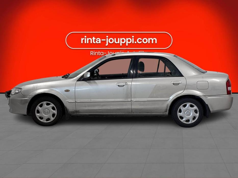MAZDA 323 2001