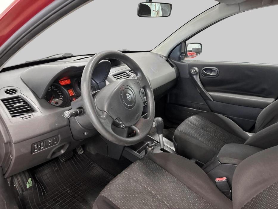 RENAULT Megane 2003