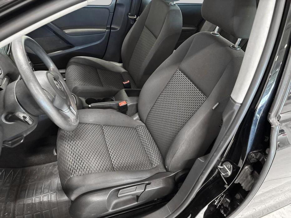 VOLKSWAGEN Golf 2011