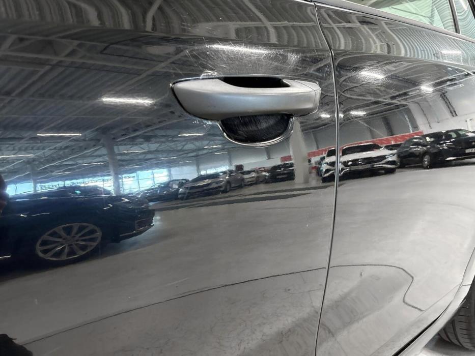 VOLKSWAGEN Golf 2011
