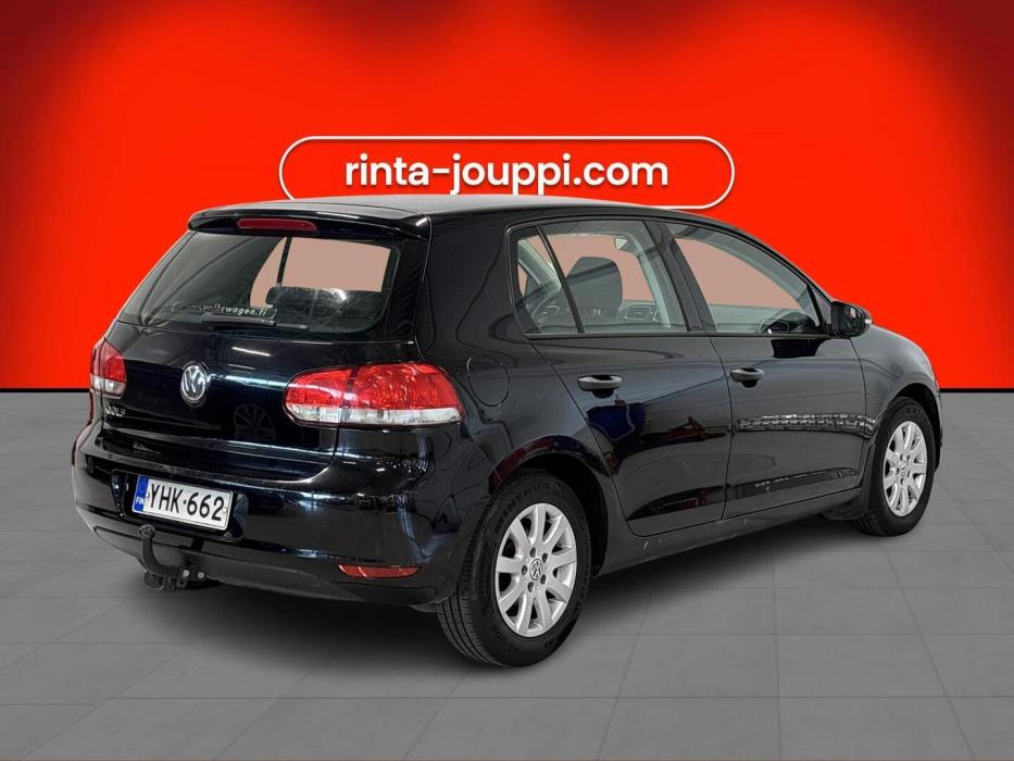 VOLKSWAGEN Golf 2011