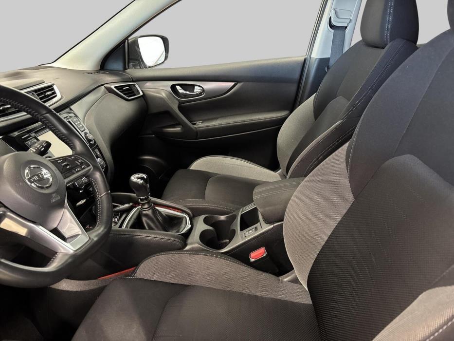 NISSAN Qashqai 2018
