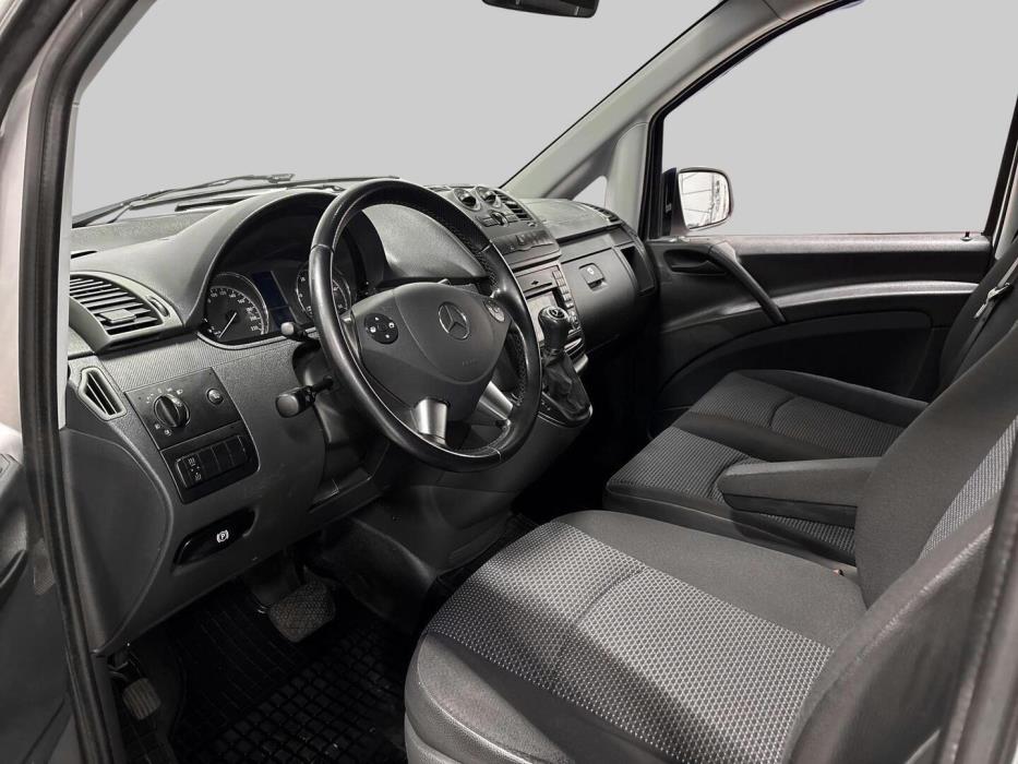 MERCEDES-BENZ Vito 2011