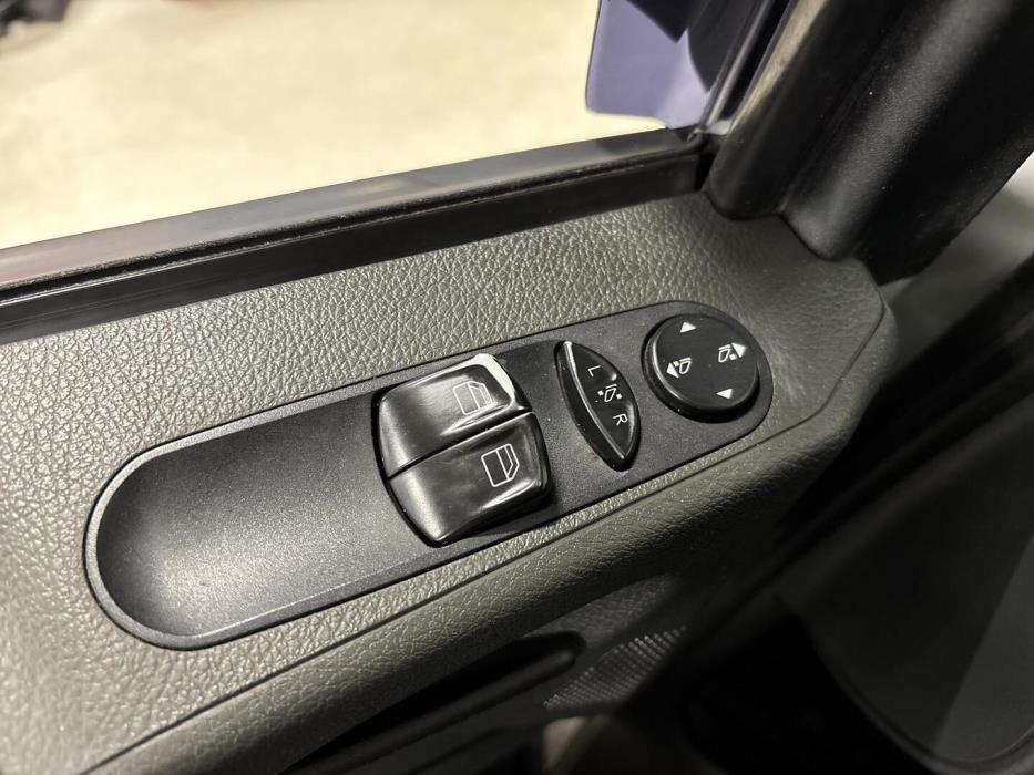 MERCEDES-BENZ Vito 2011