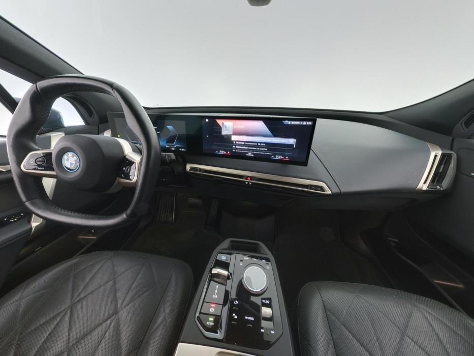 BMW IX 2022