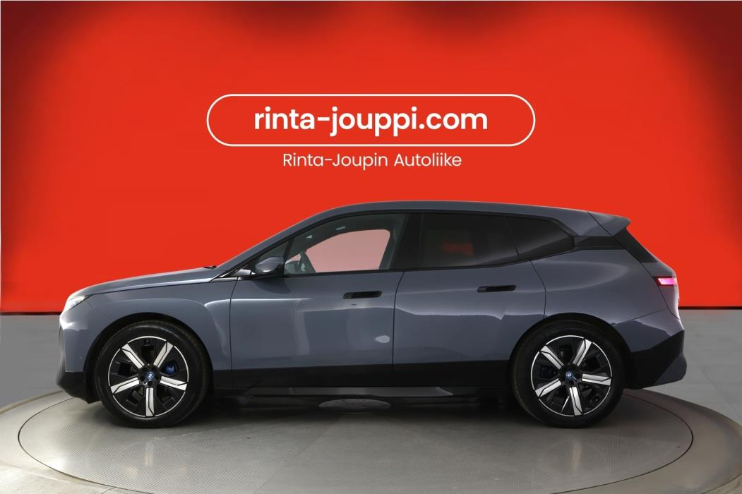 BMW IX 2022