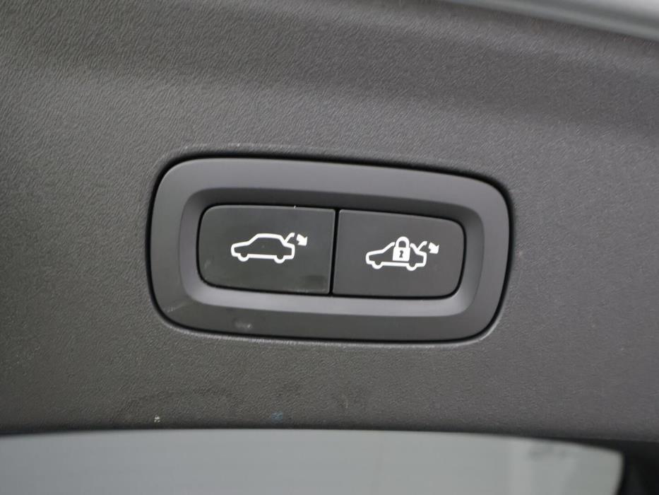 POLESTAR 2 2023