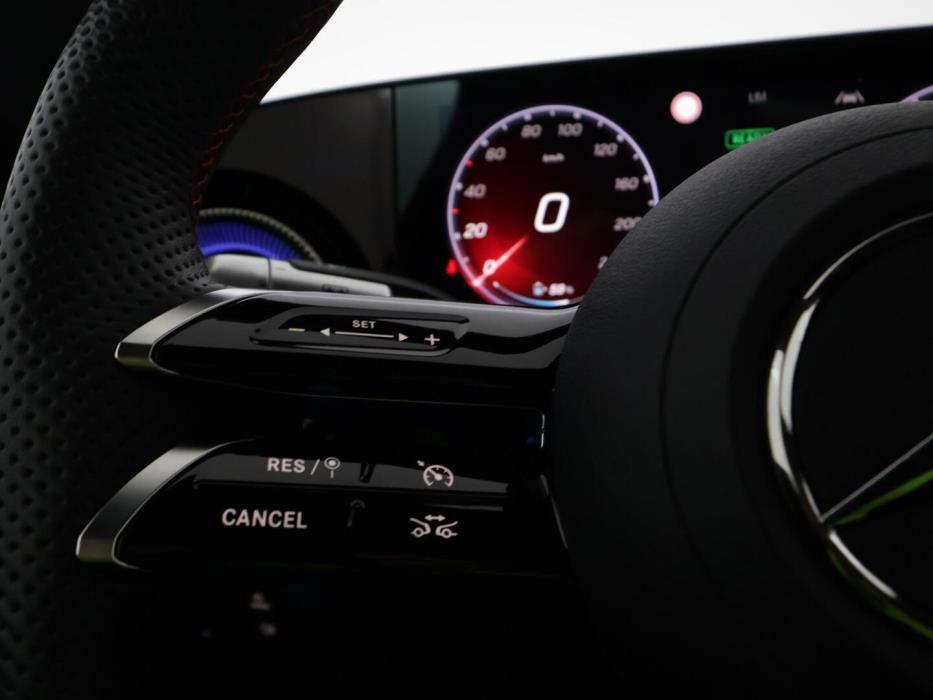MERCEDES-BENZ CLA 2026
