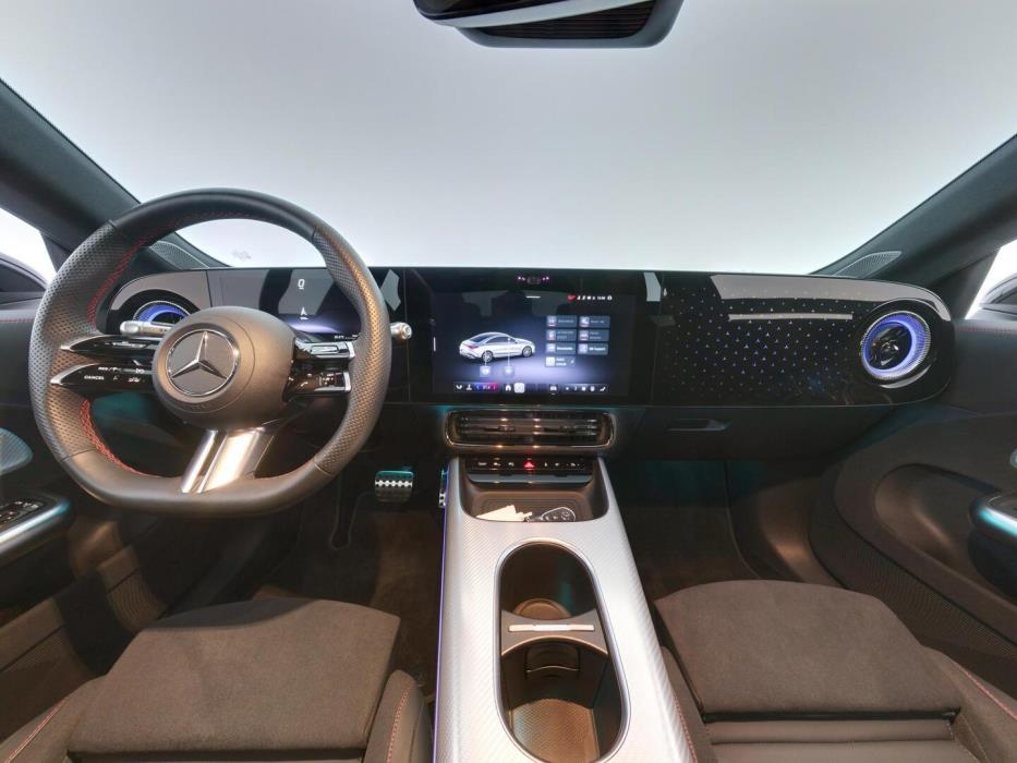MERCEDES-BENZ CLA 2026
