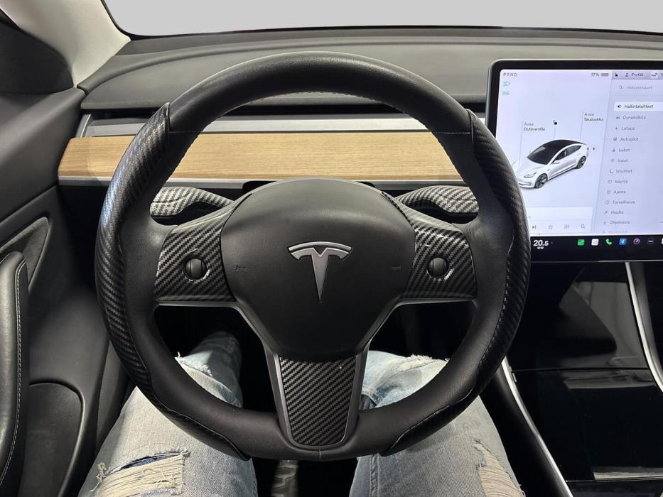 TESLA Model 3 2019