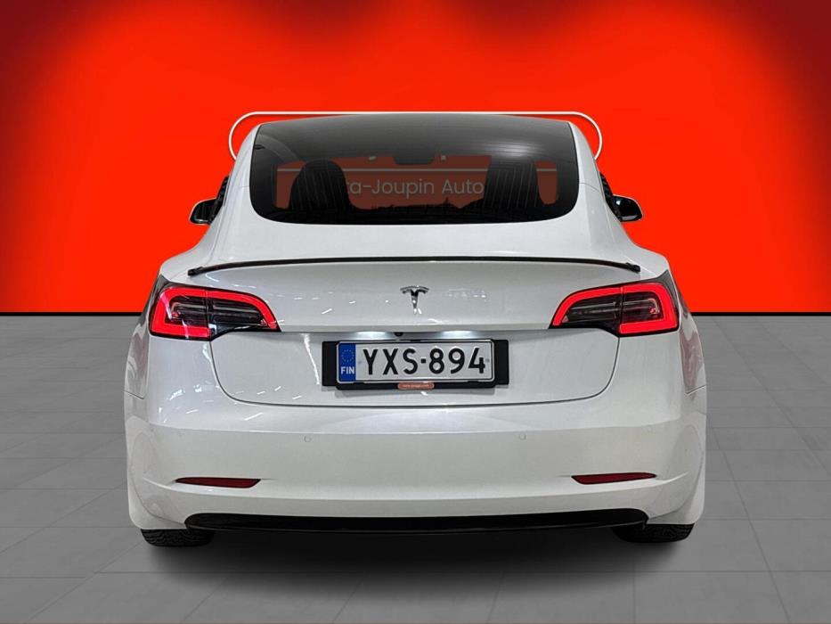 TESLA Model 3 2019