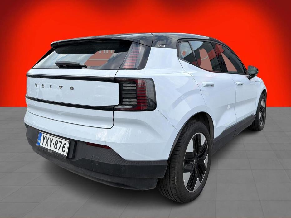 VOLVO EX30 2024
