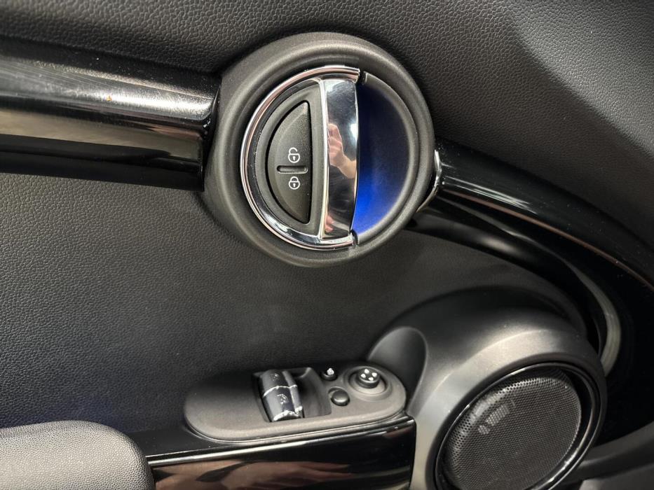 MINI Hatchback 2021