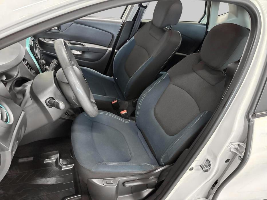 RENAULT Captur 2016