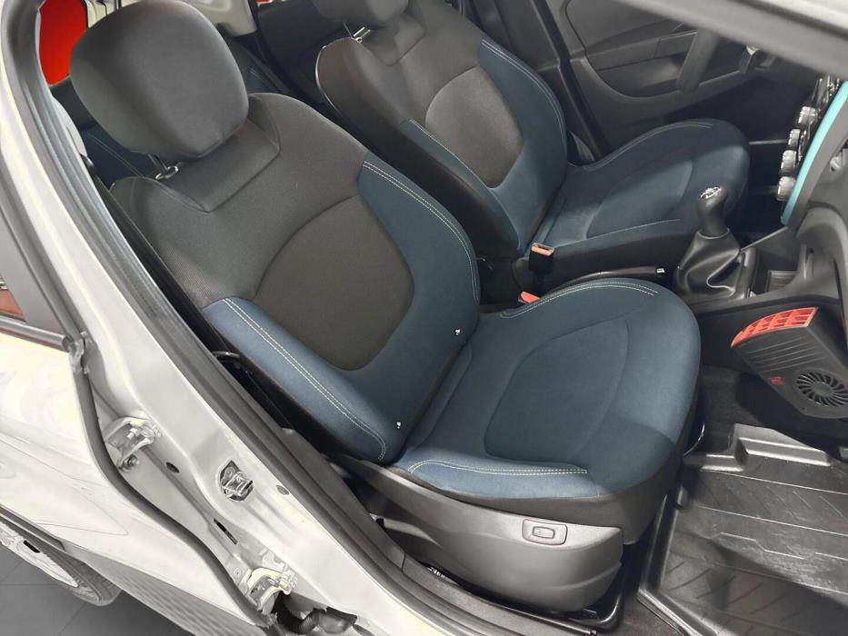 RENAULT Captur 2016
