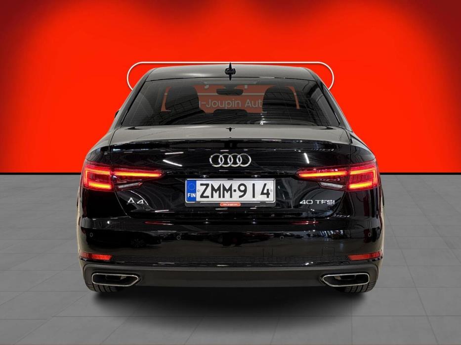 AUDI A4 2019