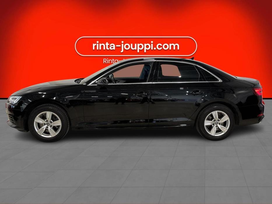 AUDI A4 2019