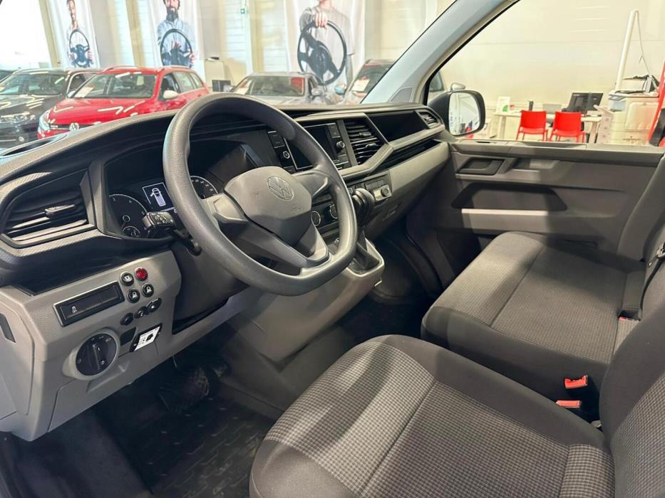 VOLKSWAGEN Transporter 2022
