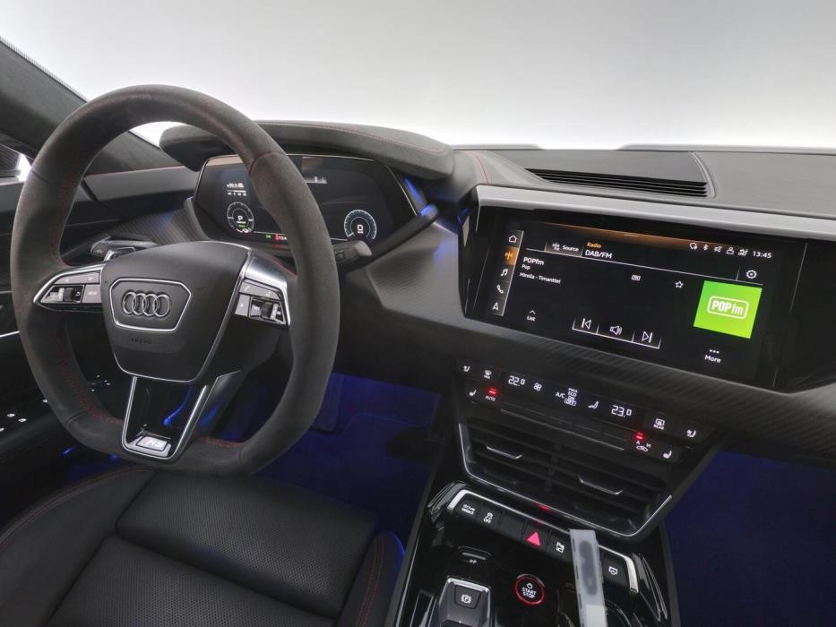 AUDI E-TRON GT RS 2022