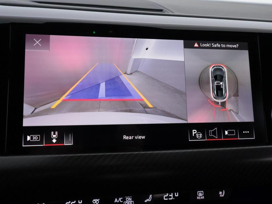 AUDI E-TRON GT RS 2022