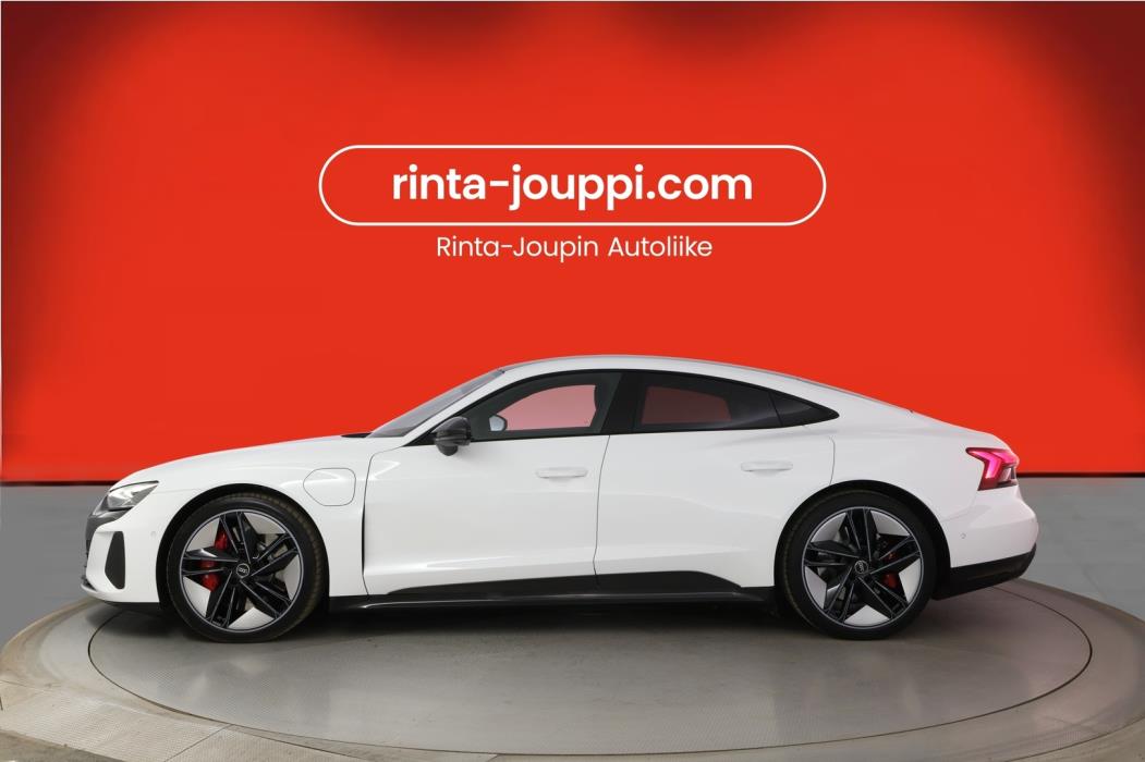 AUDI E-TRON GT RS 2022