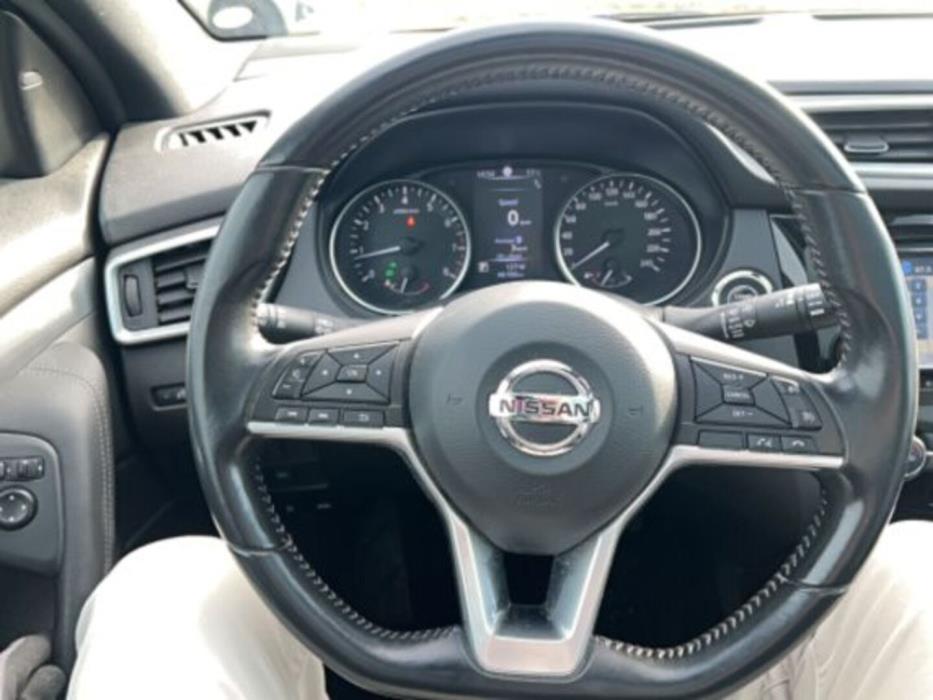 NISSAN QASHQAI 2018