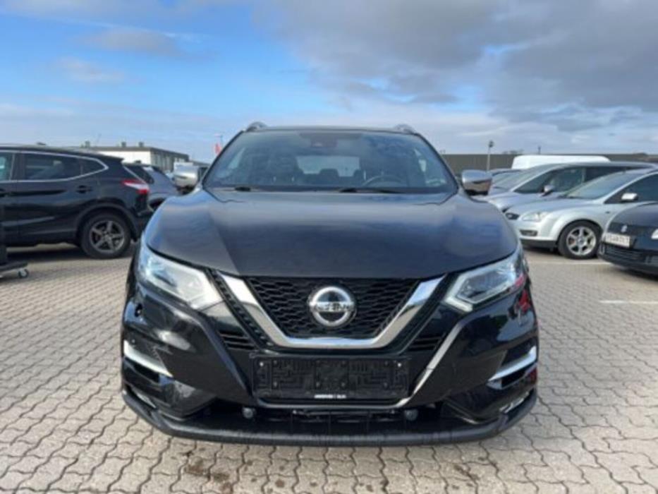 NISSAN QASHQAI 2018