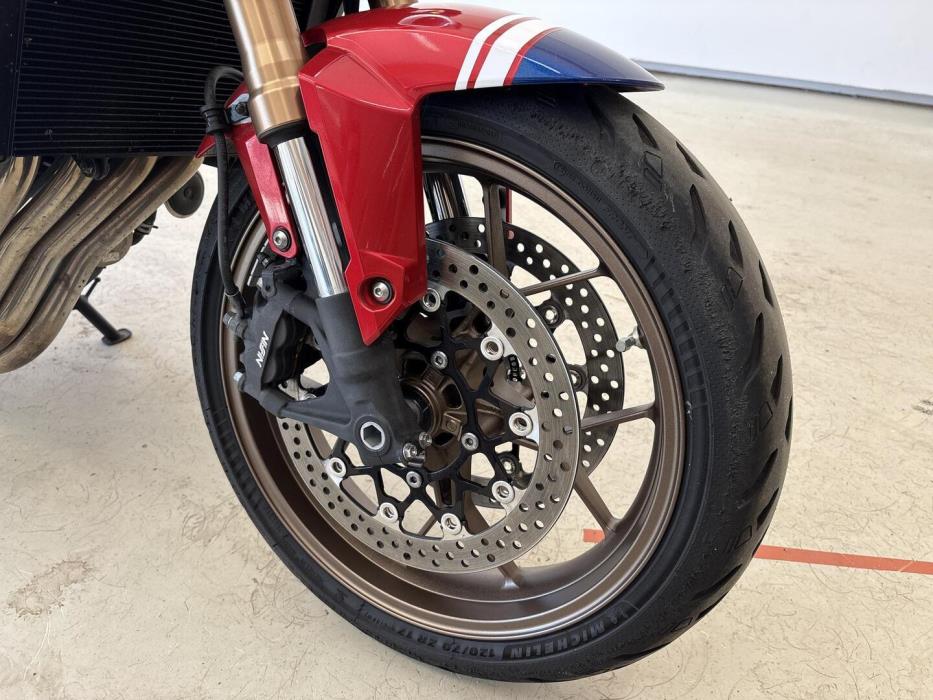 HONDA CB 2021