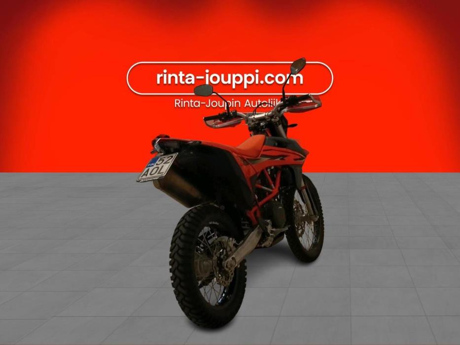 KTM 690 2023