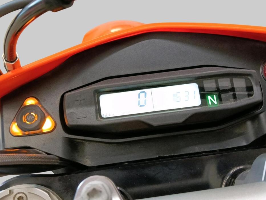 KTM 690 2023