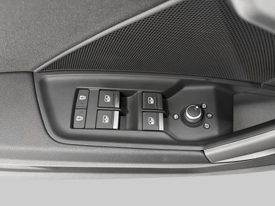 AUDI A3 2025