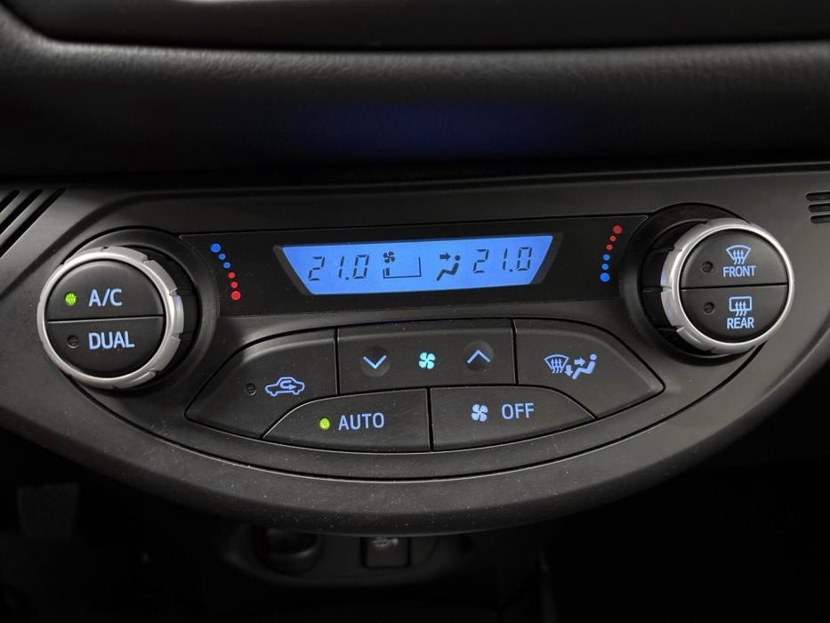TOYOTA YARIS 2020